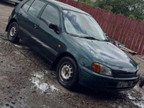 Toyota Starlet Hatchback, Petrol, 1998, Green