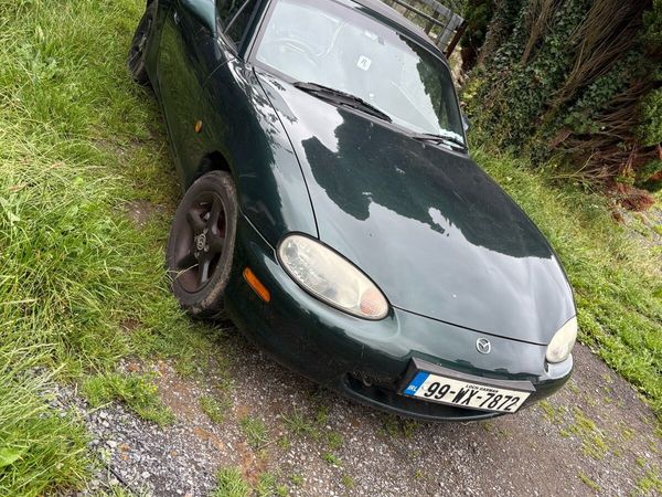 Mazda MX-5 Convertible, Petrol, 1999, Green
