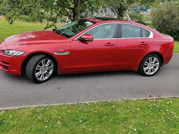 Jaguar XE Saloon, Diesel, 2015, Red