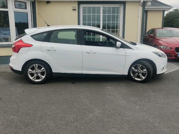 Ford Focus Hatchback, Diesel, 2012, White