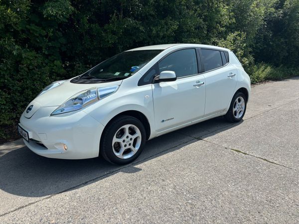 Nissan Leaf Hatchback, Electric, 2015, White