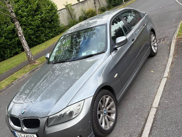 BMW 3-Series Saloon, Diesel, 2011, Grey