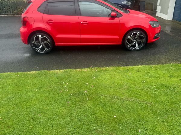 Volkswagen Polo Hatchback, Petrol, 2017, Red