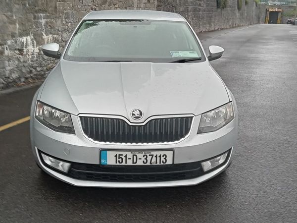 Skoda Octavia Saloon, Diesel, 2015, Silver