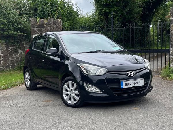 Hyundai i20 Hatchback, Petrol, 2014, Black