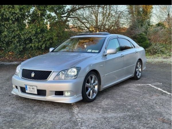 Toyota Crown Saloon, Petrol, 2006, Silver