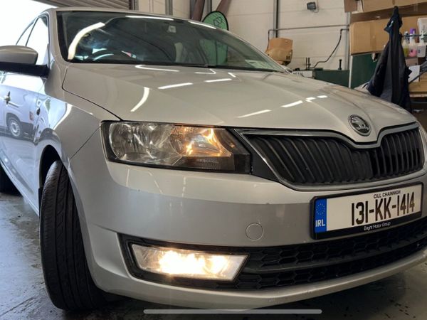 Skoda Rapid Hatchback, Diesel, 2013, Silver