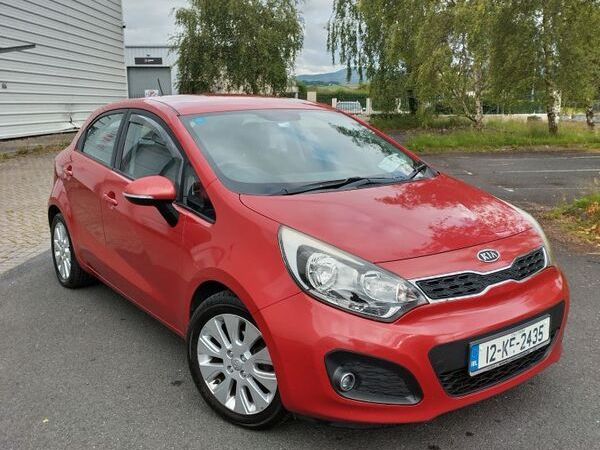 Kia Rio Hatchback, Petrol, 2012, Red