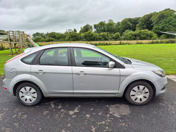 Ford Focus Hatchback, Diesel, 2011, Silver