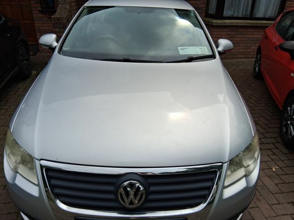 Volkswagen Passat Saloon, Diesel, 2008, Silver