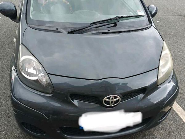 Toyota Aygo Hatchback, Petrol, 2011, Grey