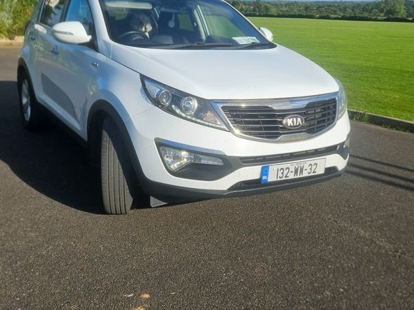 Kia Sportage SUV, Diesel, 2013, White