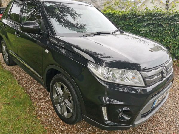 Suzuki Vitara SUV, Petrol, 2016, Black