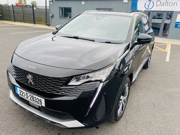 Peugeot 5008 MPV, Diesel, 2022, Black