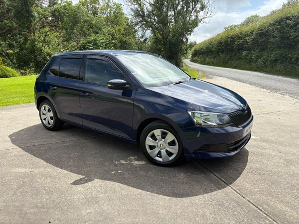 Skoda Fabia Hatchback, Petrol, 2016, Blue