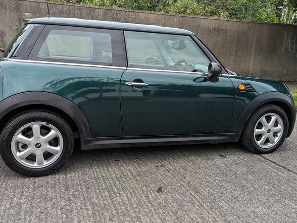 Mini One Hatchback, Petrol, 2009, Green