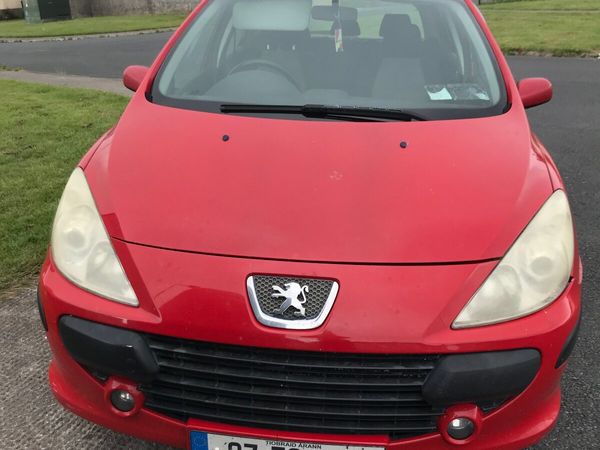 Peugeot 307 Hatchback, Petrol, 2007, Red