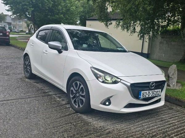 Mazda Demio MPV, Diesel, 2016, White