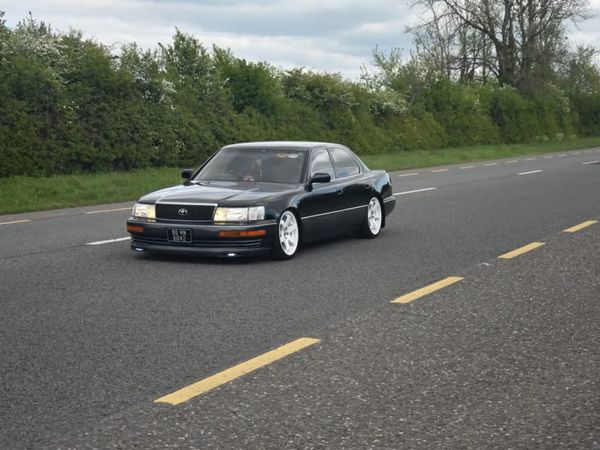 Toyota Other Saloon, Petrol, 1990, Green