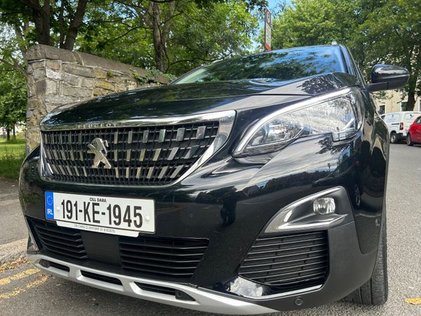 Peugeot 3008 MPV, Petrol, 2019, Black