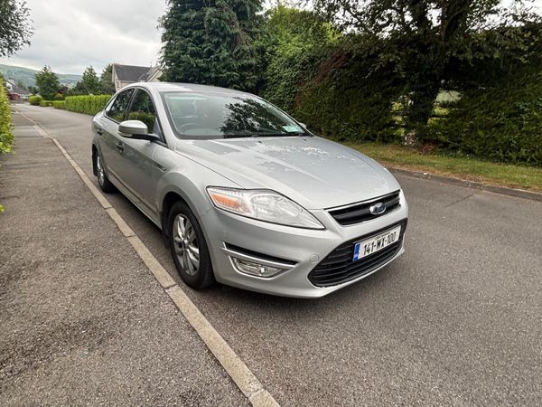 Ford Mondeo Saloon, Diesel, 2014, Silver