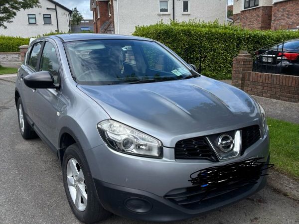 Nissan Qashqai Hatchback, Diesel, 2010, Blue
