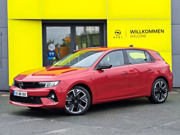 Opel Astra Hatchback, Electric, 2025, Red