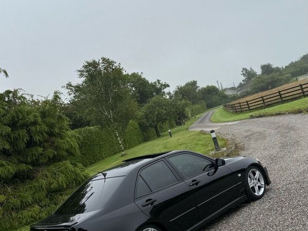 Lexus IS Saloon, Petrol, 2005, Black
