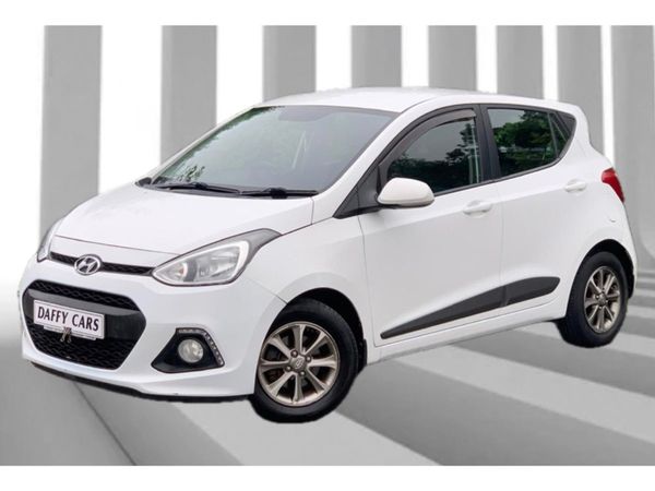 Hyundai i10 Hatchback, Petrol, 2015, White