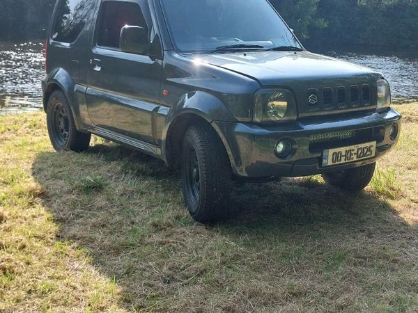 Suzuki Jimny SUV, Petrol, 2000, Black