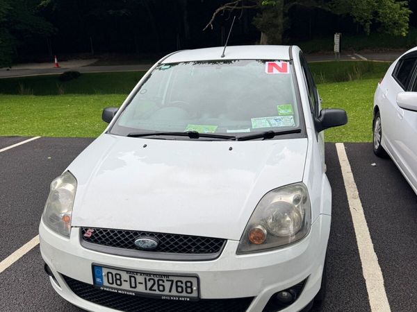 Ford Fiesta Hatchback, Diesel, 2008, White