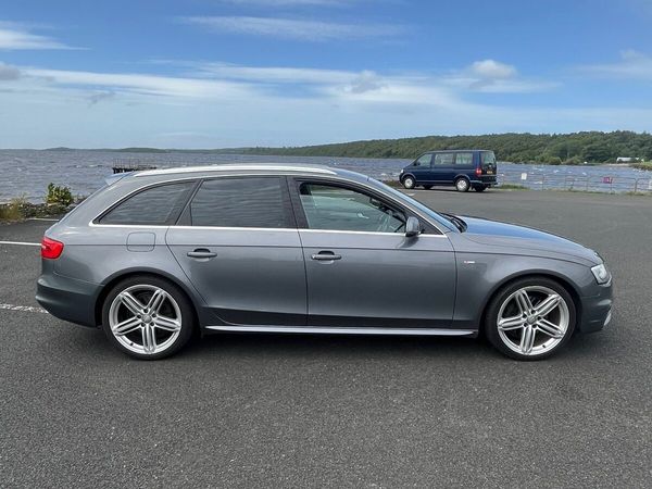 Audi A4 Estate, Diesel, 2015, Grey