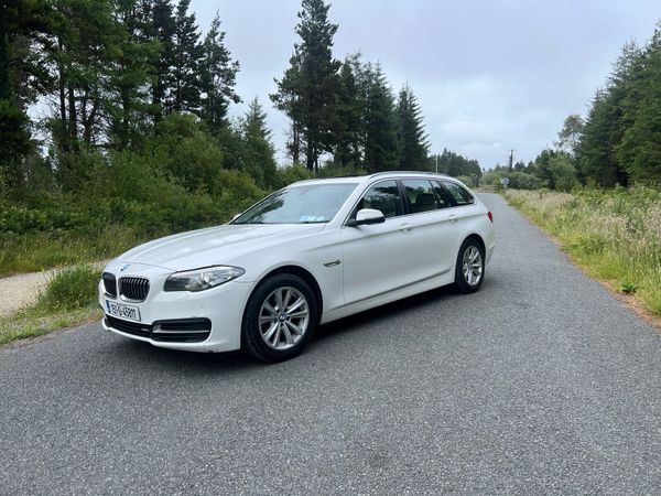 BMW 5-Series Estate, Diesel, 2015, White