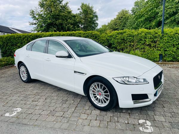 Jaguar XF Saloon, Diesel, 2017, White