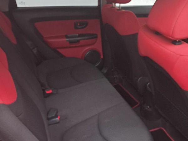 Kia Soul Hatchback, Diesel, 2009, Red
