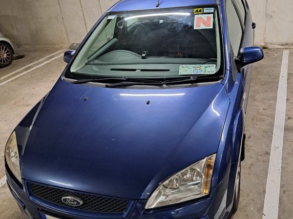 Ford Focus Hatchback, Petrol, 2008, Blue