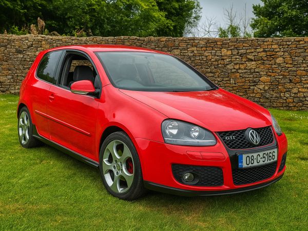 Volkswagen Golf Hatchback, Petrol, 2008, Red