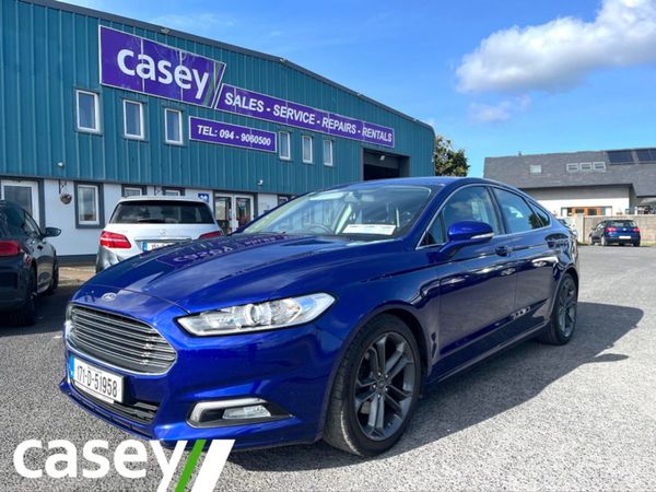 Ford Mondeo Hatchback, Diesel, 2017, Blue
