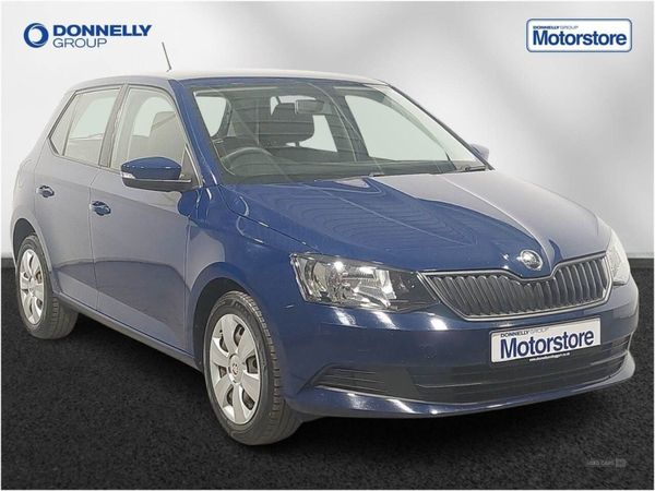 Skoda Fabia , Petrol, 2017, Blue