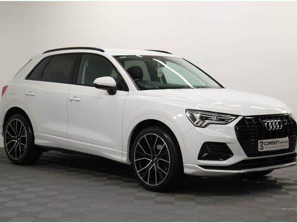 Audi Q3 , Diesel, 2021, White