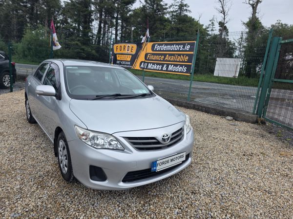 Toyota Corolla Saloon, Diesel, 2012, Silver