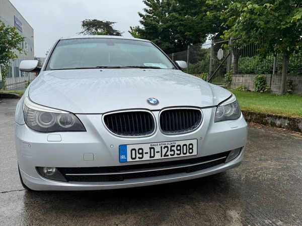 BMW 5-Series Saloon, Diesel, 2009, Silver