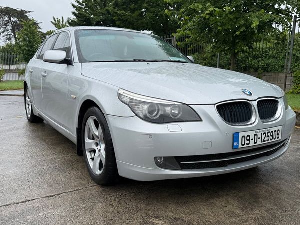 BMW 5-Series Saloon, Diesel, 2009, Silver