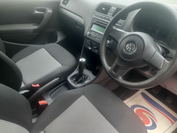 Volkswagen Polo Hatchback, Diesel, 2011, Black