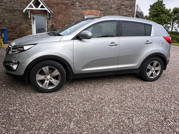 Kia Sportage SUV, Diesel, 2011, Silver