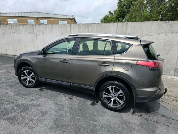 Toyota RAV4 SUV, Diesel, 2016, Bronze