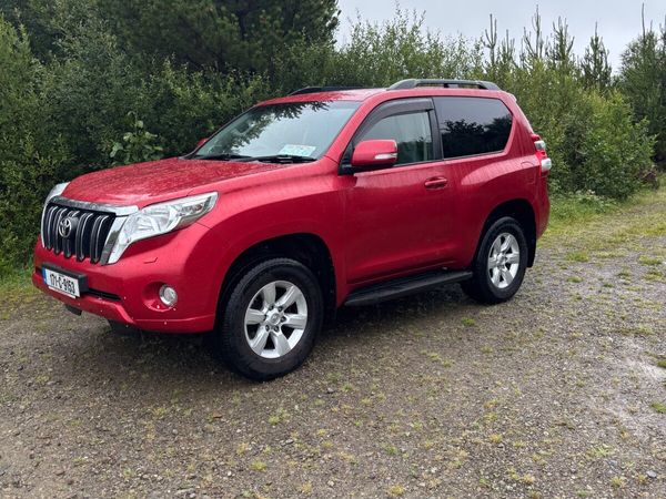 Toyota Land Cruiser SUV, Diesel, 2017, Red