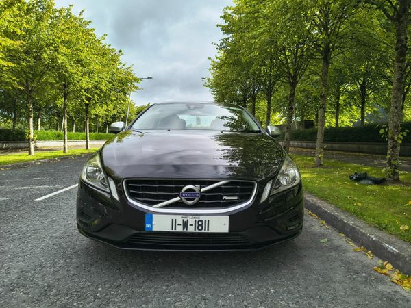 Volvo S60 Saloon, Diesel, 2011, Black