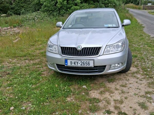 Skoda Octavia Saloon, Diesel, 2011, Silver