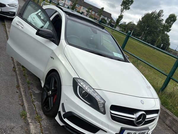 Mercedes-Benz A-Class Hatchback, Petrol, 2015, White